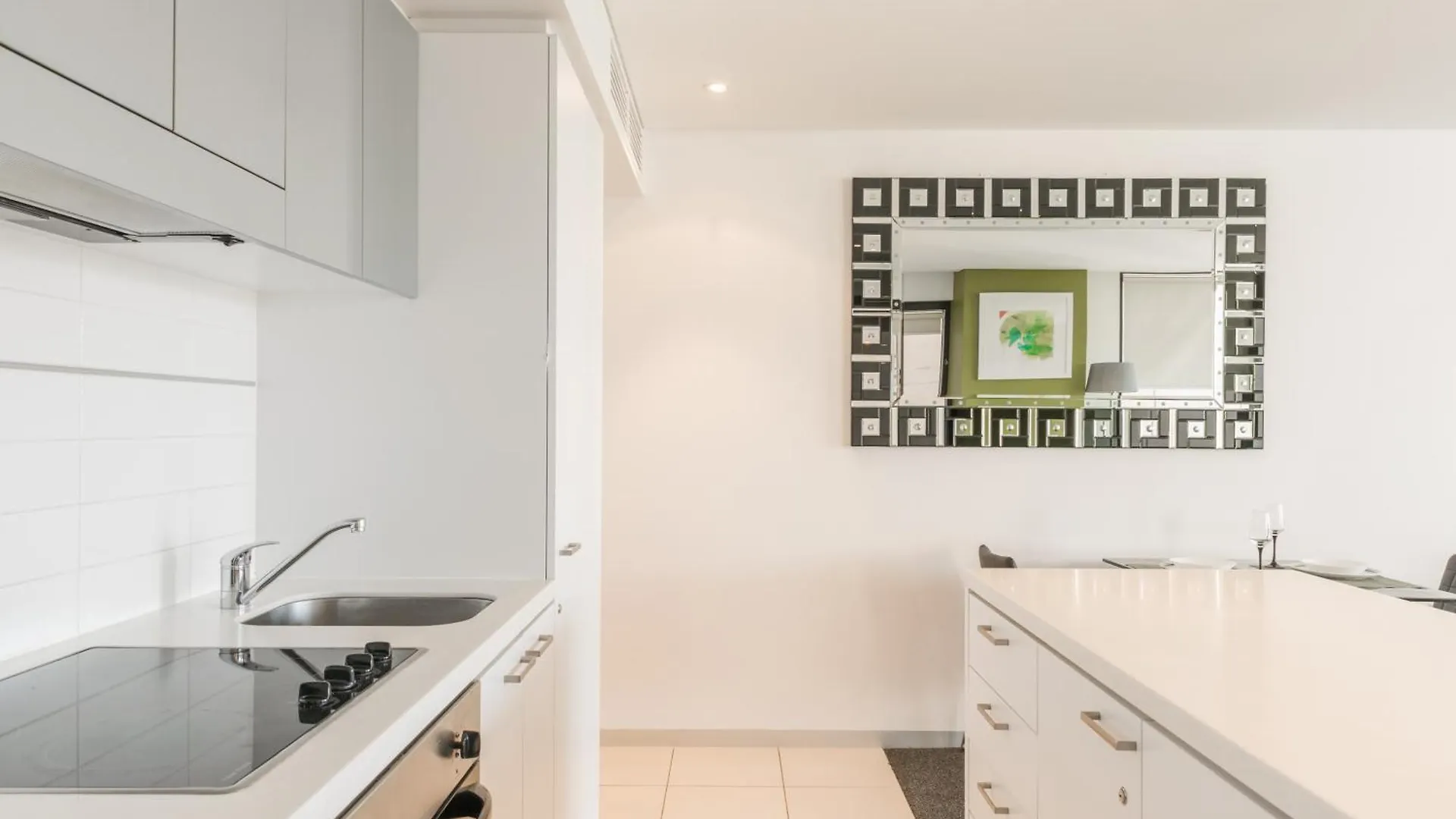 Luxury Oaks Horizons Apartment With A Pool Adelaide 0*,  Australia