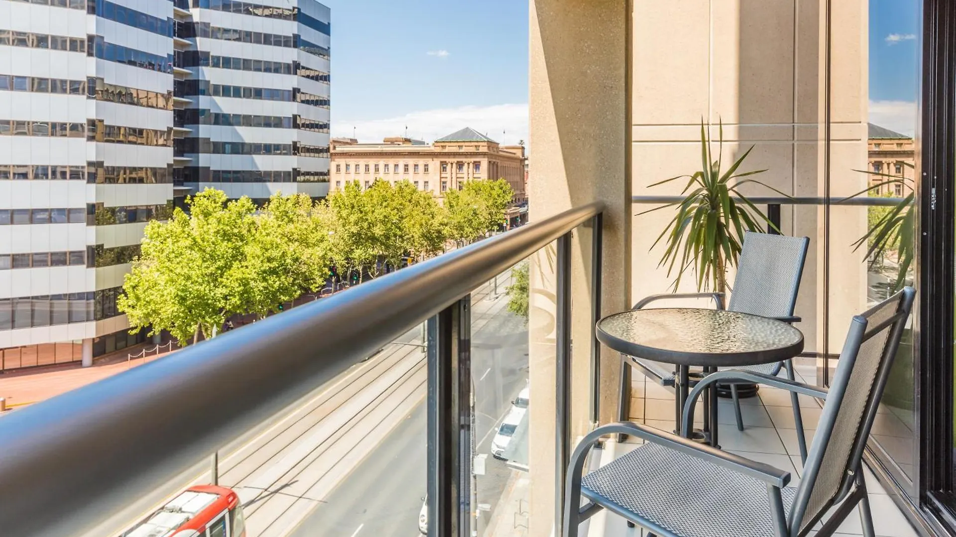 Luxury Oaks Horizons Apartment With A Pool Adelaide 0*,