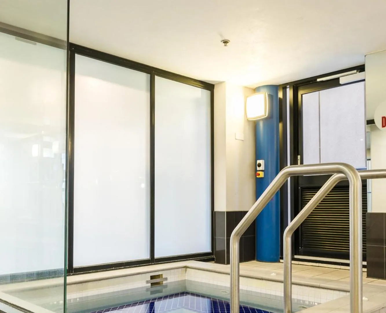 Luxury Oaks Horizons Apartment With A Pool Adelaide 0*,  Australia